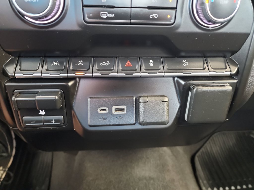Used 2023 Chevrolet Silverado 1500 Custom Trail Boss AWD/4WD image 29