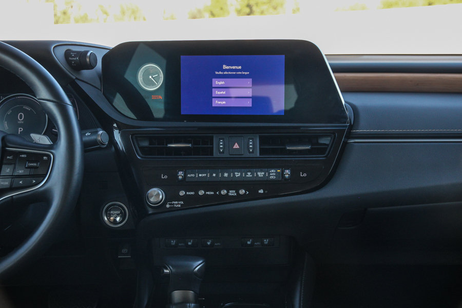 Certified 2024 Lexus ES 300h w/ Premium Package FWD image 14