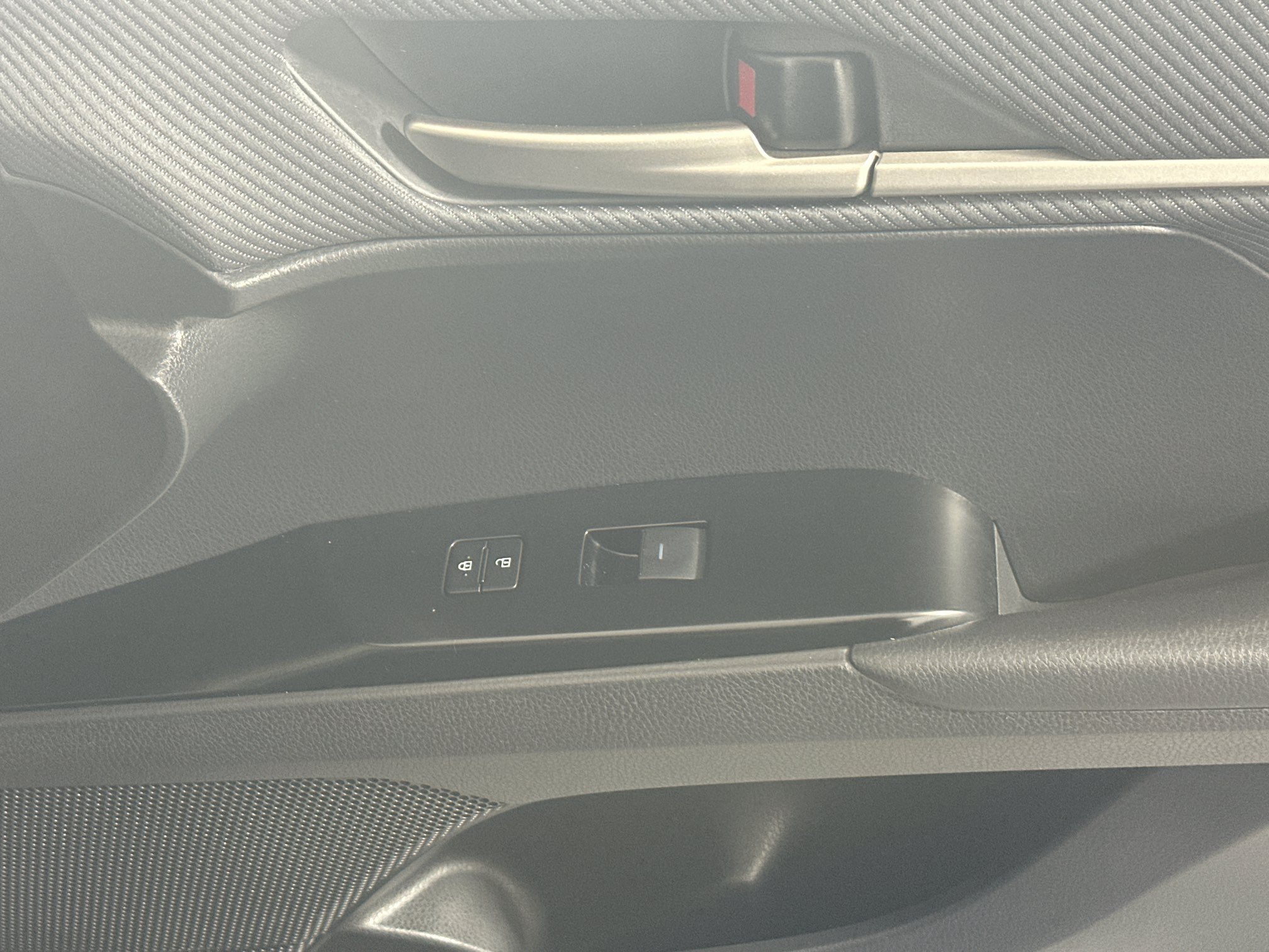 Used 2025 Toyota Camry SE w/ Convenience Package FWD image 29