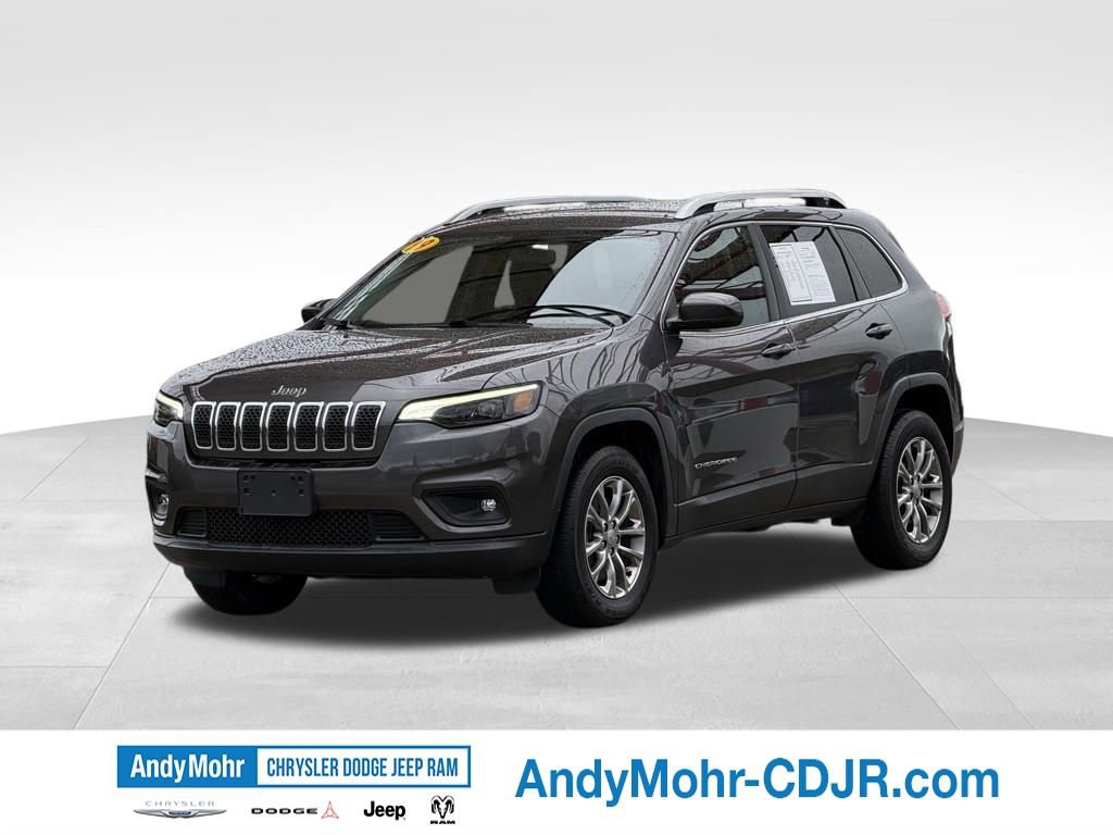 Used 2019 Jeep Cherokee Latitude Plus w/ Cold Weather Group image 3