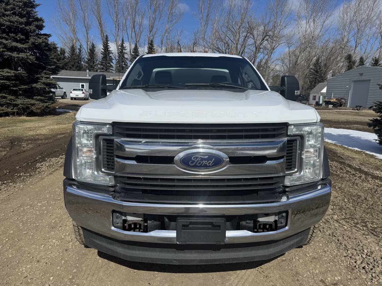 Used 2018 Ford F550 4x4 Regular Cab Super Duty image 3