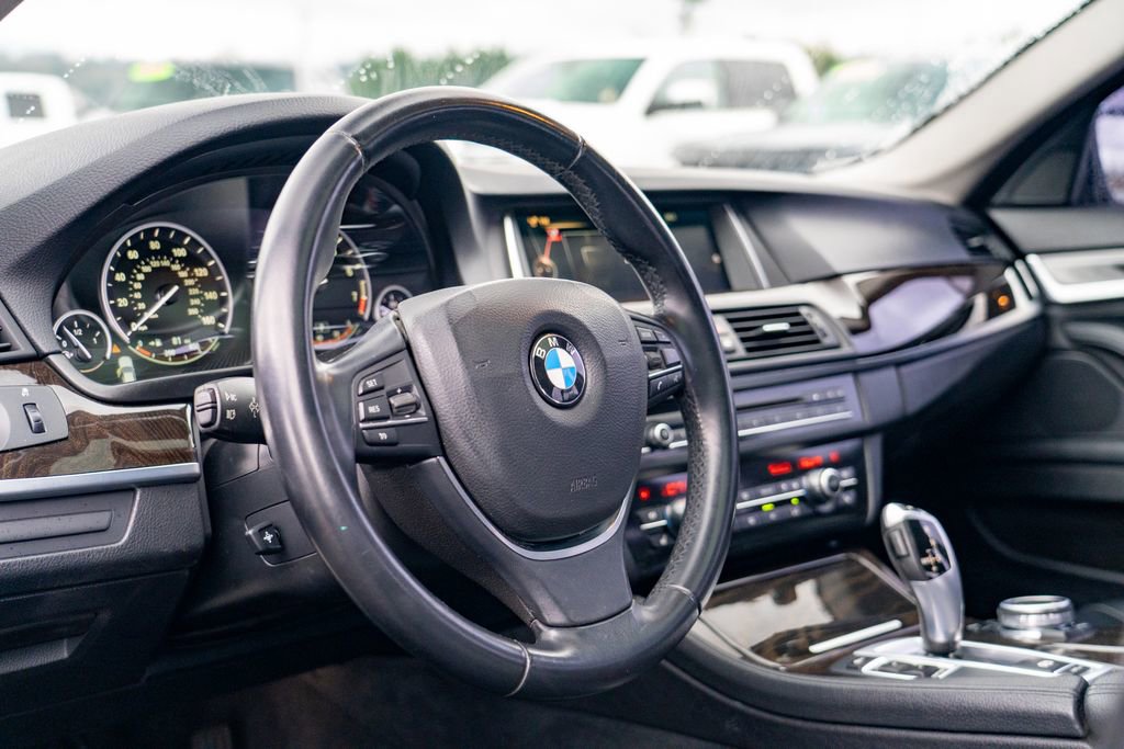 Used 2015 BMW 535i Sedan RWD image 13