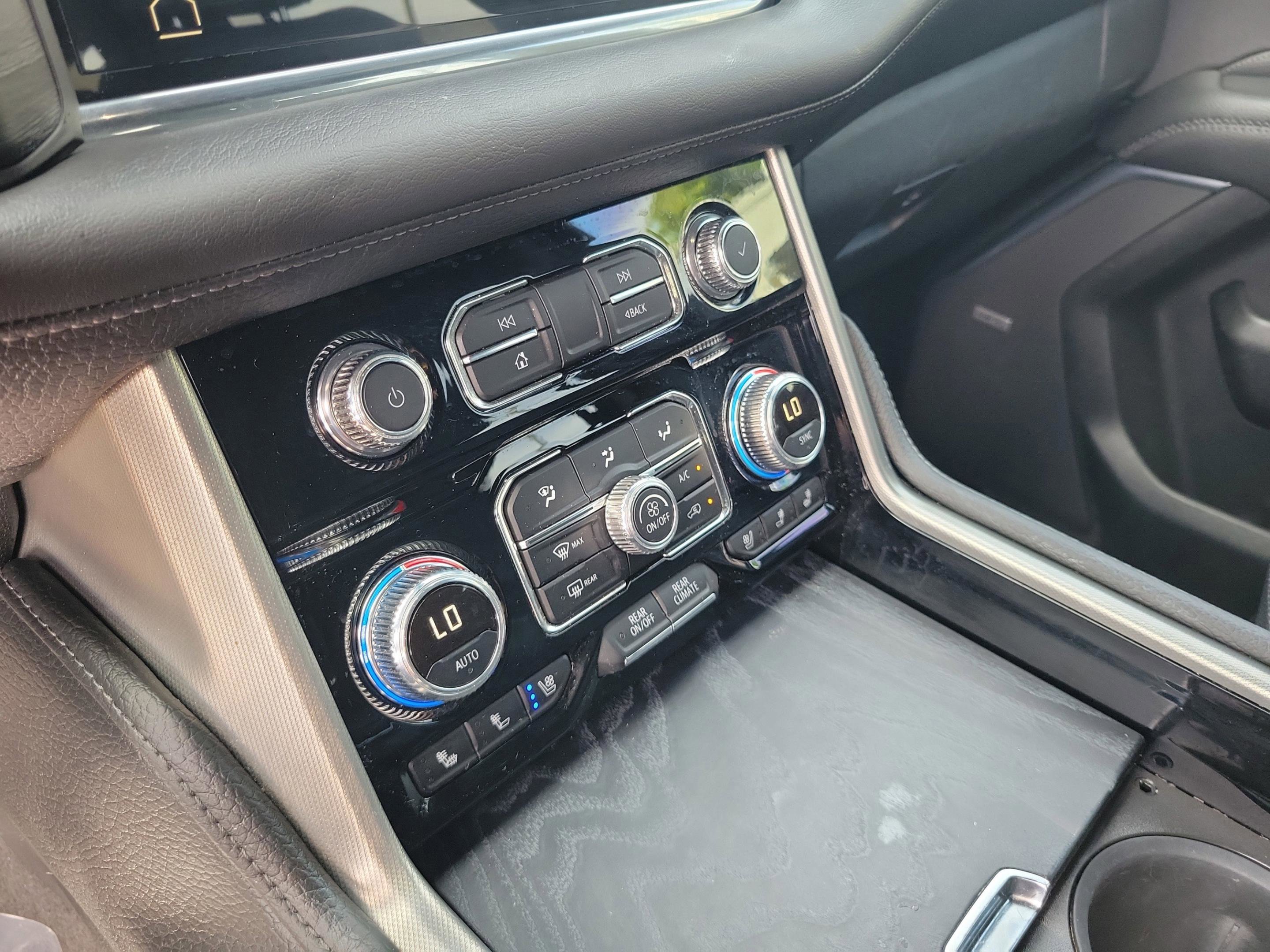 Used 2022 GMC Yukon XL Denali image 20