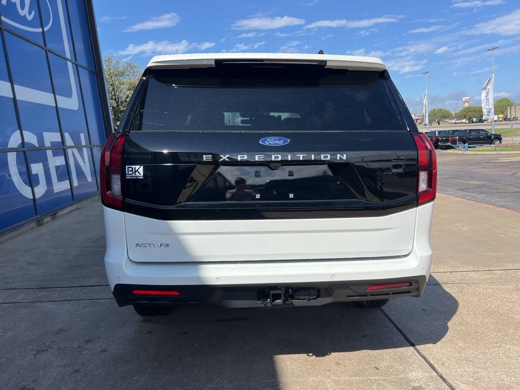 New 2026 Ford Expedition Active image 6