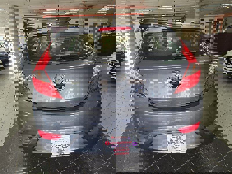 Used 2012 Hyundai Accent GS image 5