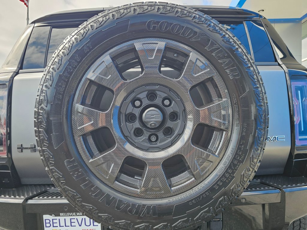 Used 2026 GMC Hummer EV 3X w/ Carbon Fiber Edition Package AWD/4WD image 17