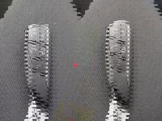 Used 2023 Chevrolet Silverado 1500 Custom image 34