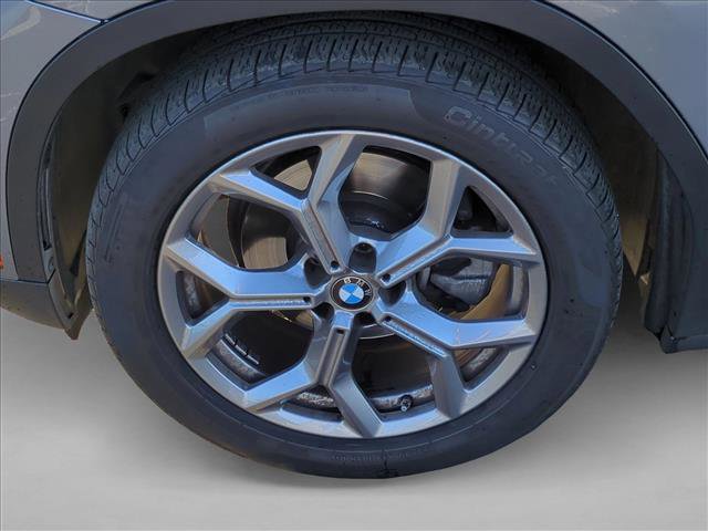 Certified 2024 BMW X3 sDrive30i w/ Premium Package w/ZPA image 24