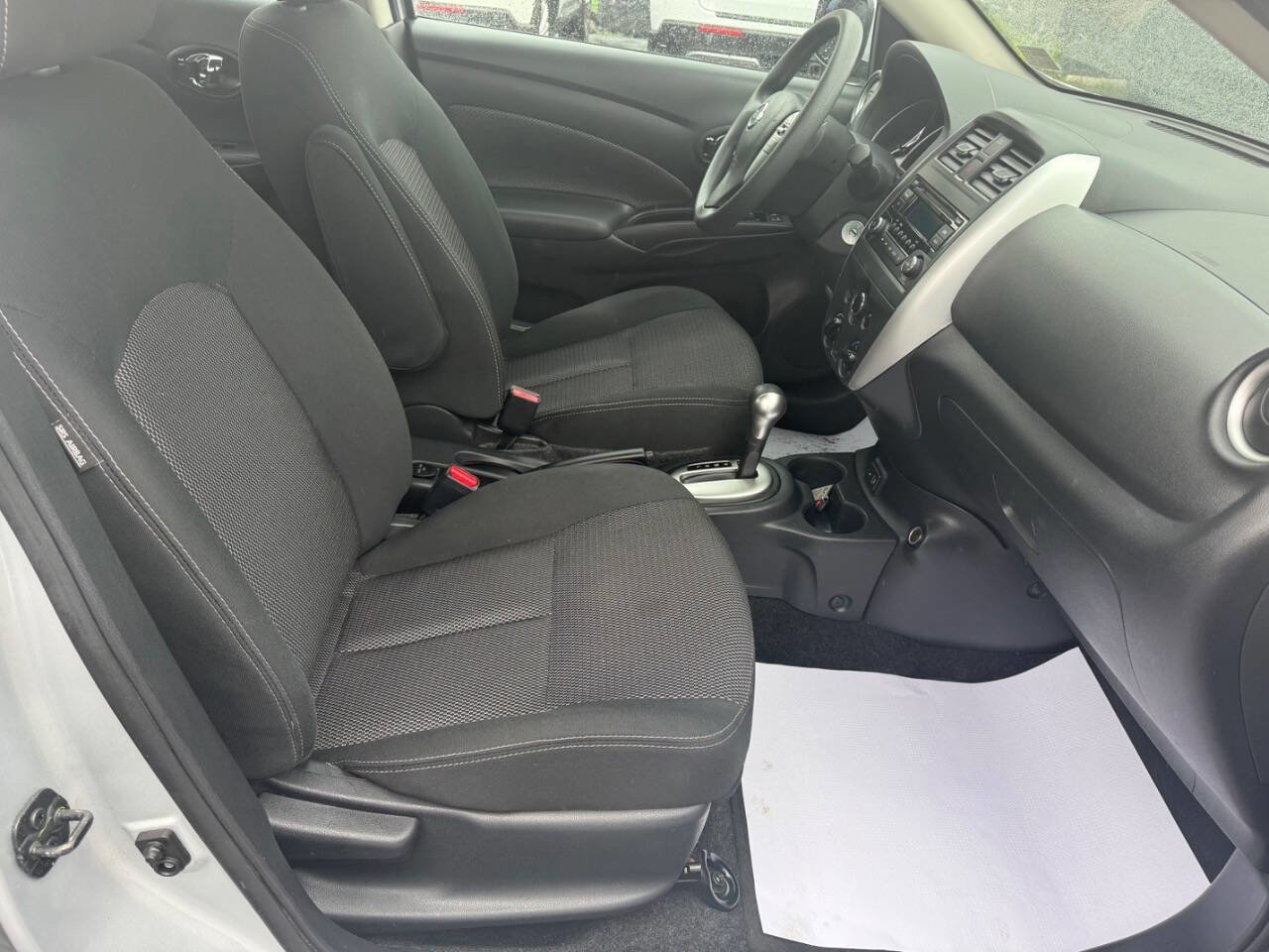 Used 2017 Nissan Versa SV FWD image 11