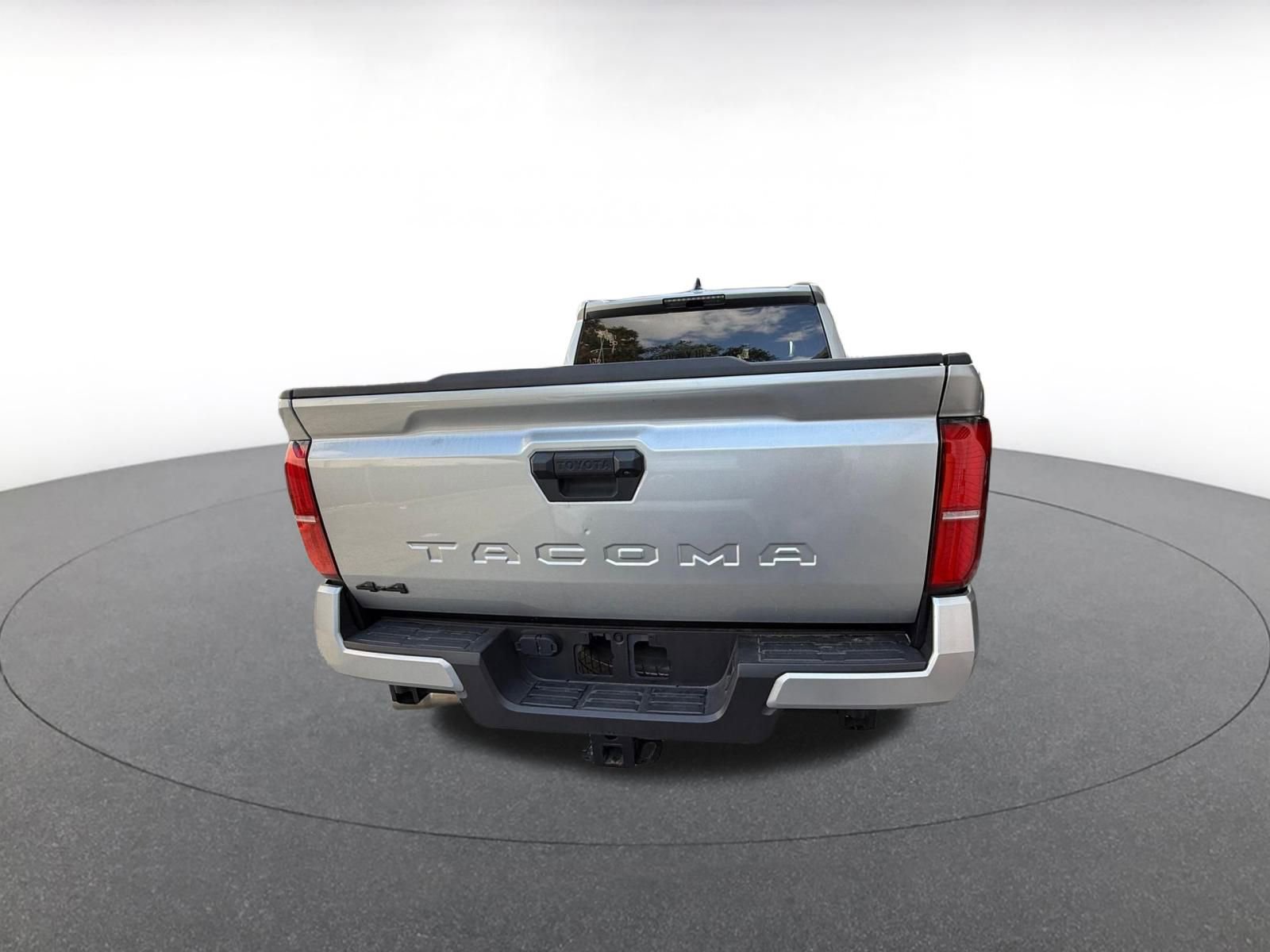 Used 2024 Toyota Tacoma TRD Off-Road image 7