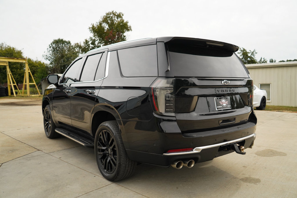 Used 2025 Chevrolet Tahoe Premier AWD/4WD image 4