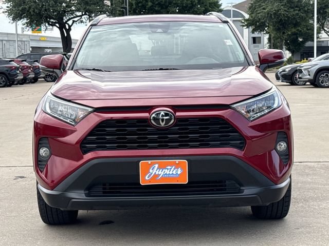Used 2020 Toyota RAV4 XLE Premium FWD image 9