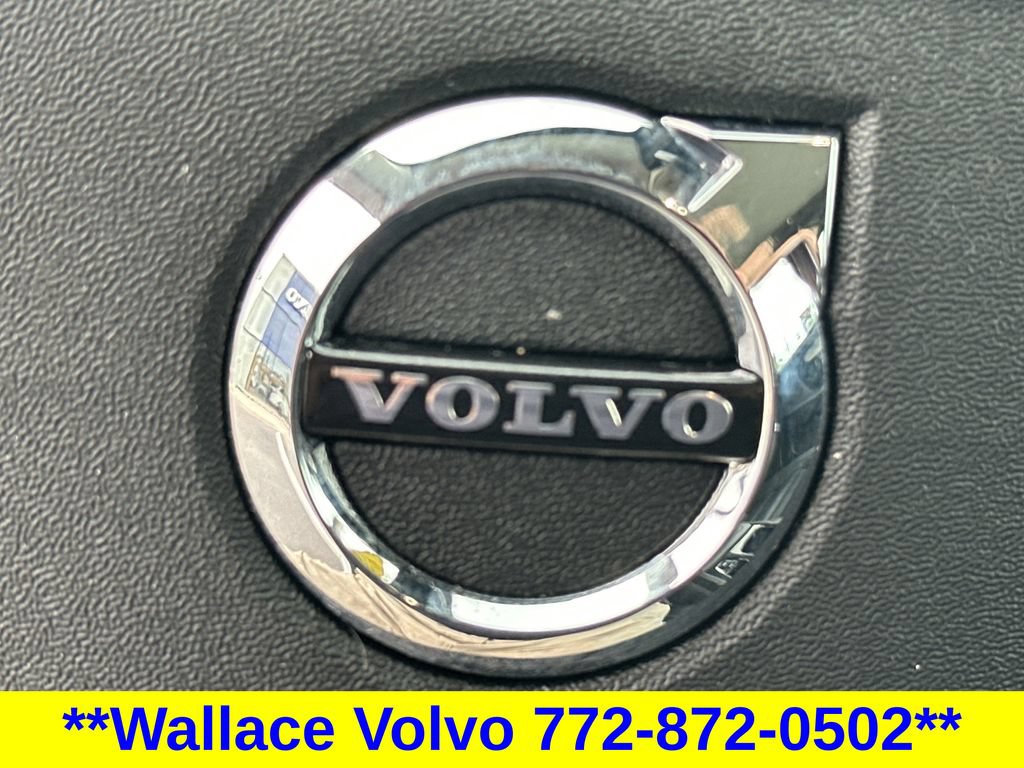 Used 2023 Volvo XC40 B5 Ultimate w/ Protection Package AWD/4WD image 27