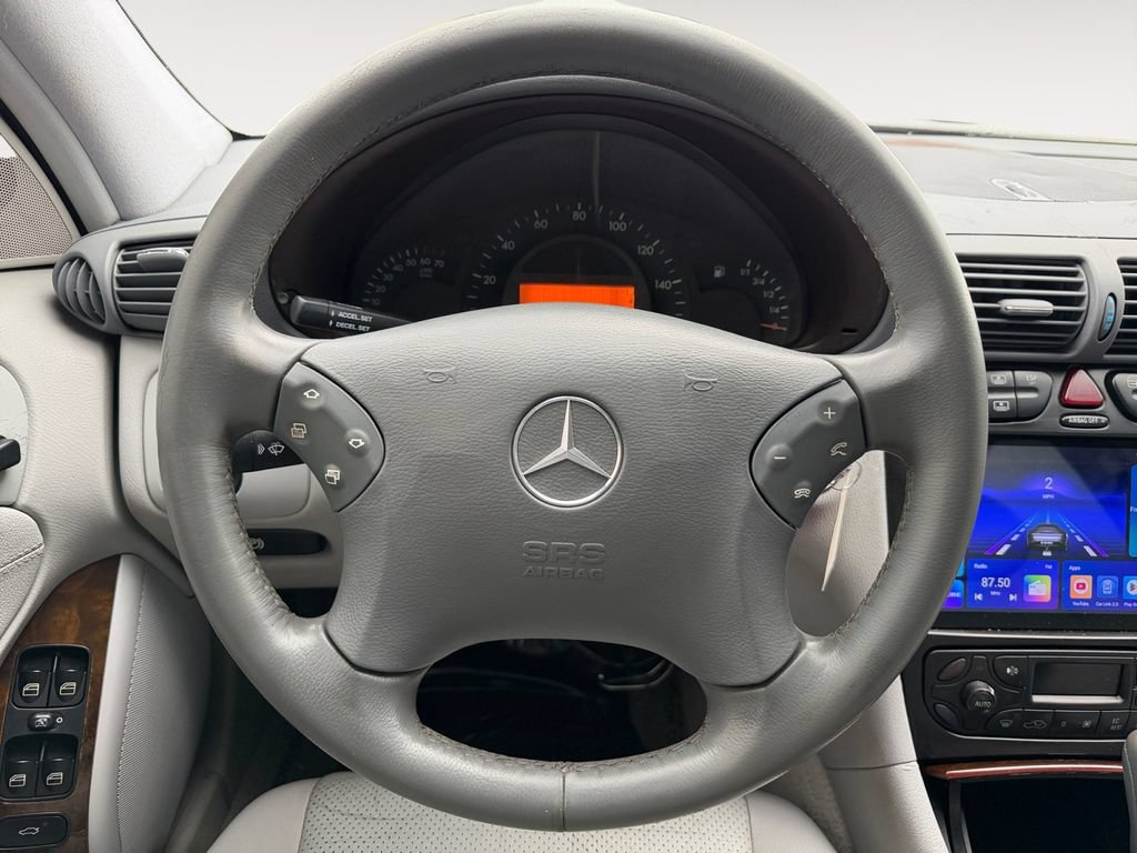 Used 2001 Mercedes-Benz C 320 Sedan image 22