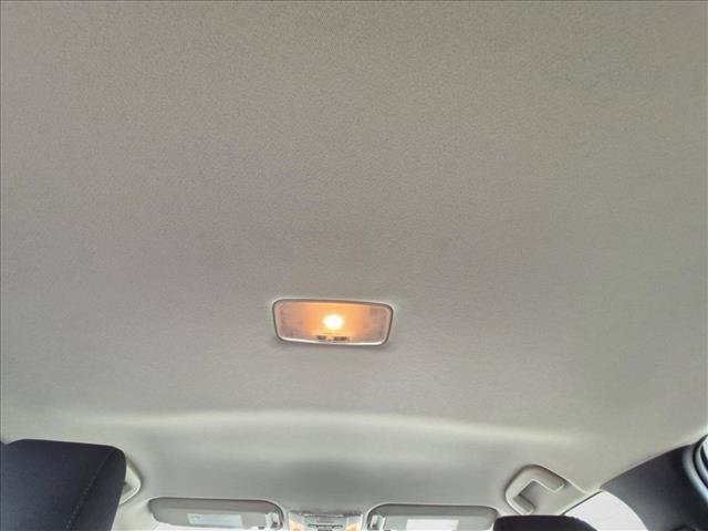 Used 2022 Toyota Corolla LE FWD image 17