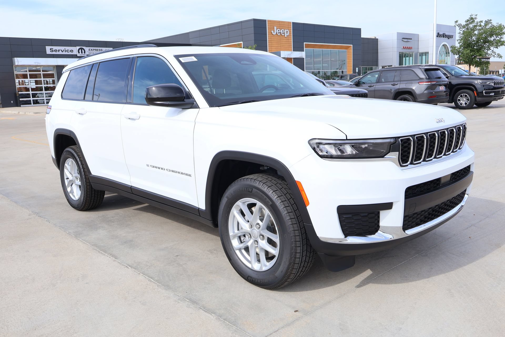 New 2026 Jeep Grand Cherokee L 4WD