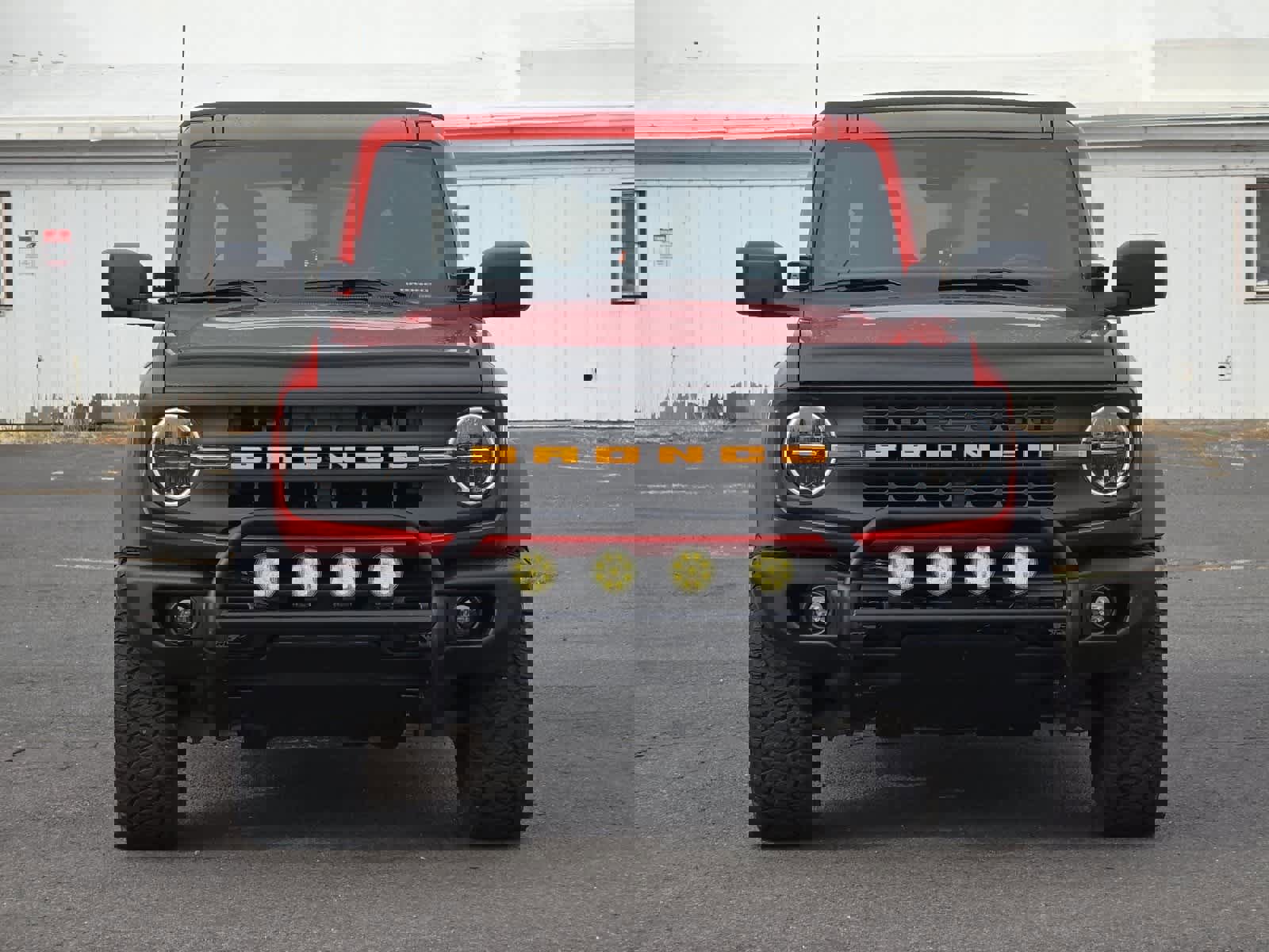 Used 2022 Ford Bronco Black Diamond image 10