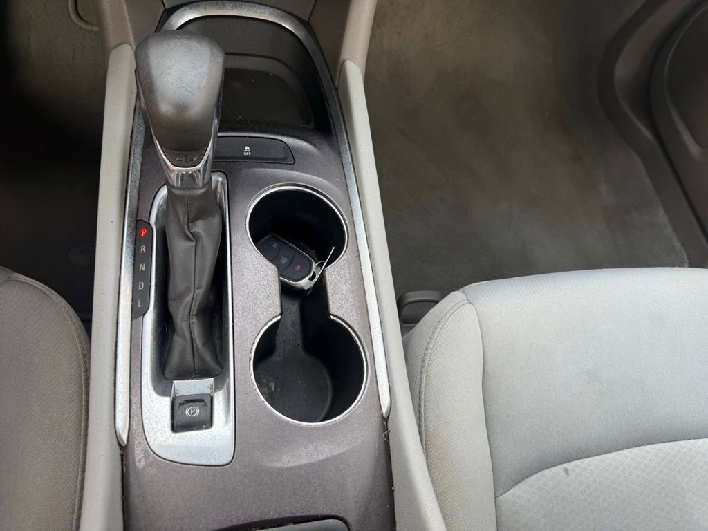 Used 2022 Chevrolet Malibu LT image 24