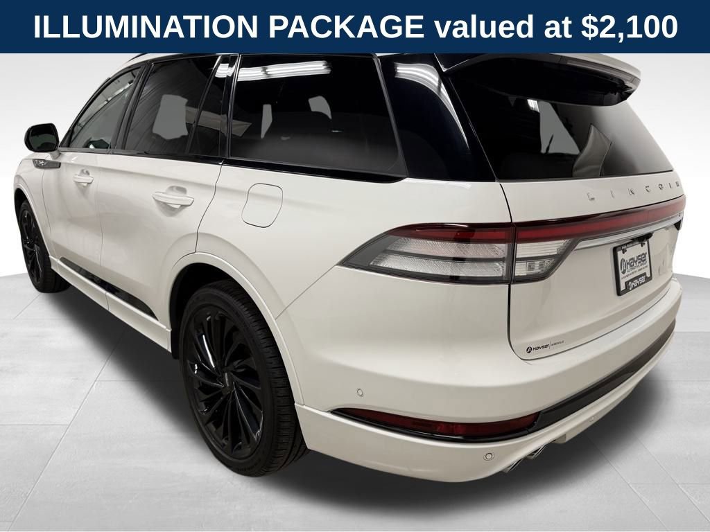 Used 2023 Lincoln Aviator Reserve w/ Equipment Group 201A image 7