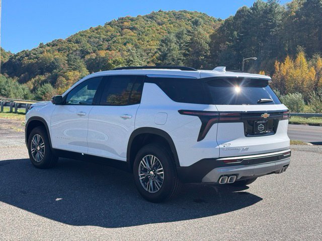 New 2027 Chevrolet Traverse LT w/ Driver Confidence Package AWD/4WD image 5