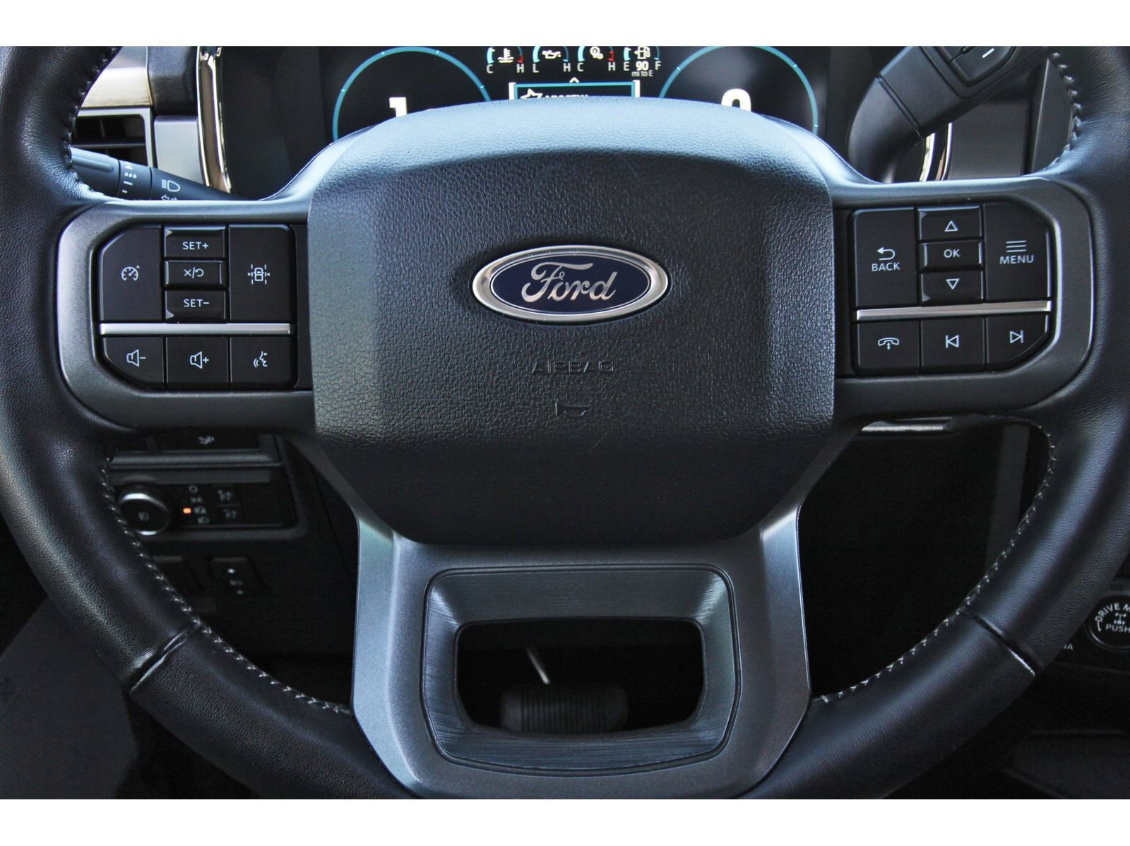 Used 2022 Ford F150 Lariat w/ Equipment Group 501A Mid AWD/4WD image 17