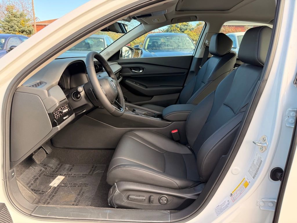 New 2025 Honda Accord EX-L image 11