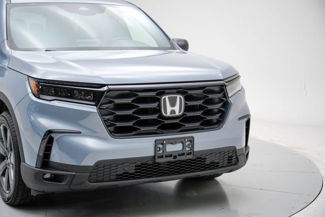 Certified 2025 Honda Pilot Sport image 23