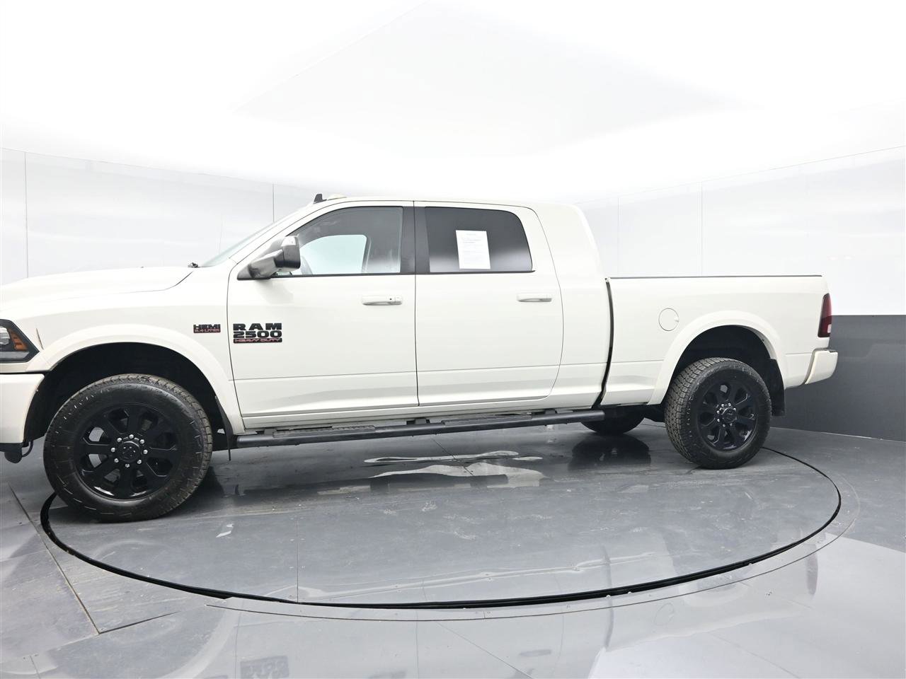 Used 2017 RAM 2500 Laramie w/ Sport Appearance Group AWD/4WD image 8
