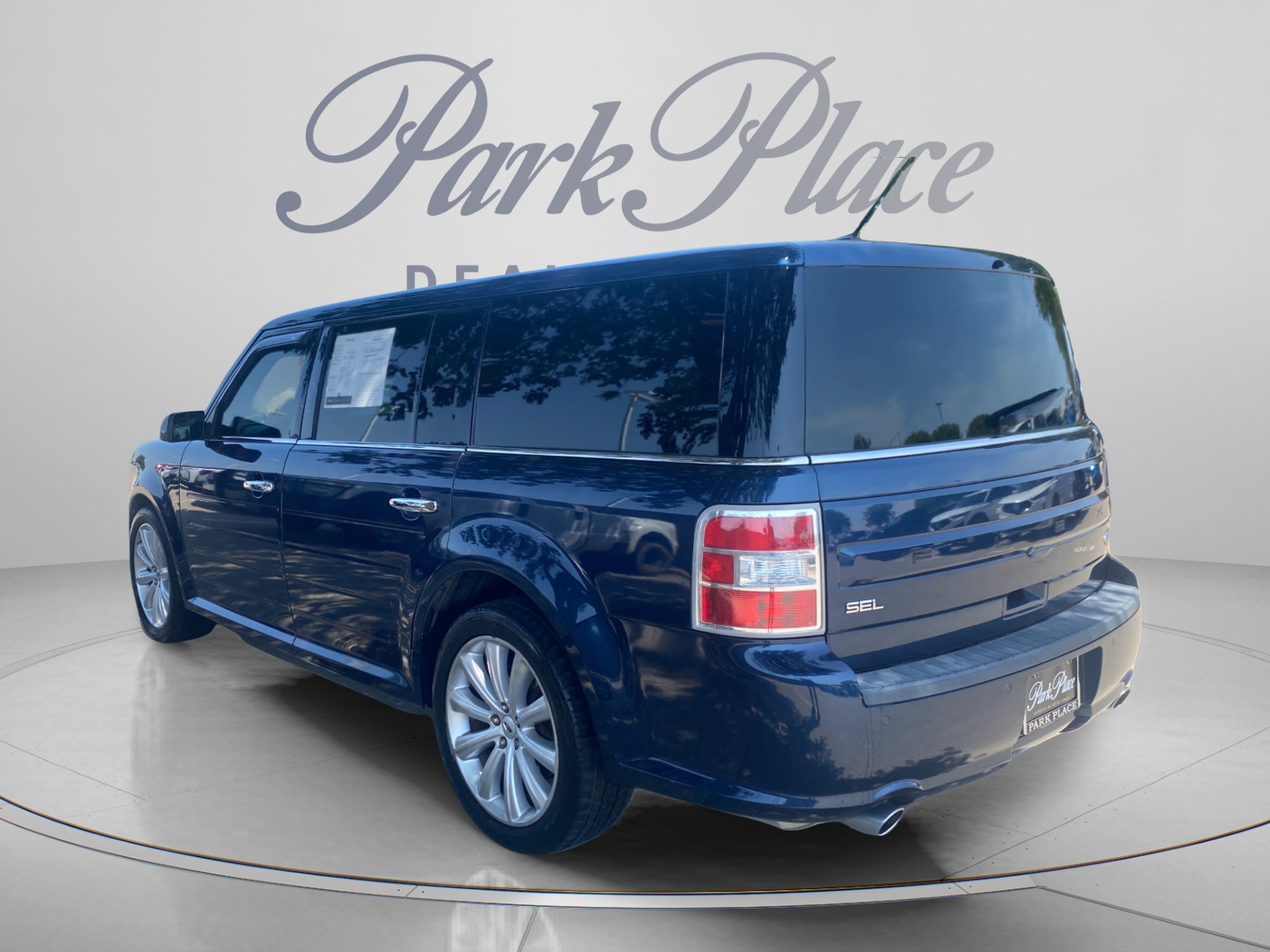 Used 2017 Ford Flex SEL w/ Equipment Group 202A FWD image 3