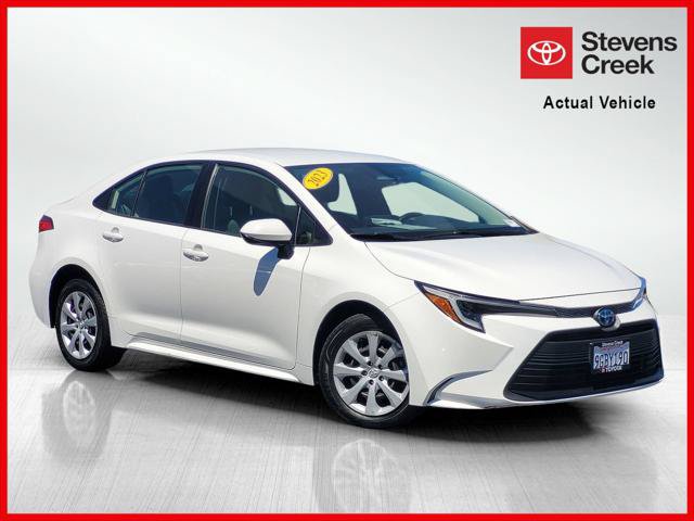 Certified 2023 Toyota Corolla LE FWD image 1