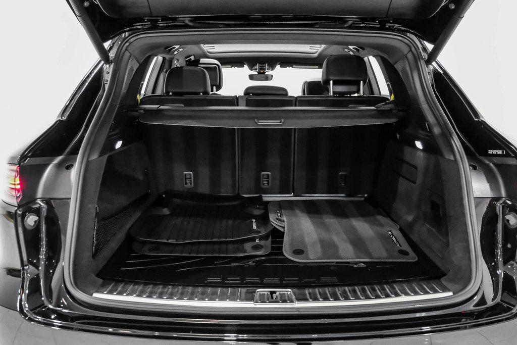 Used 2023 Porsche Cayenne image 62