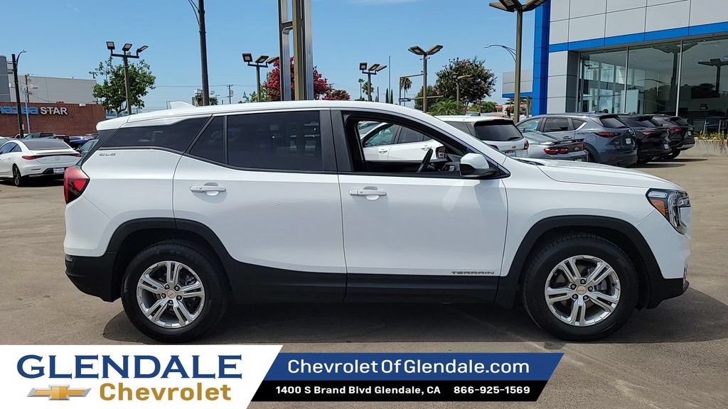 Certified 2024 GMC Terrain SLE FWD image 9