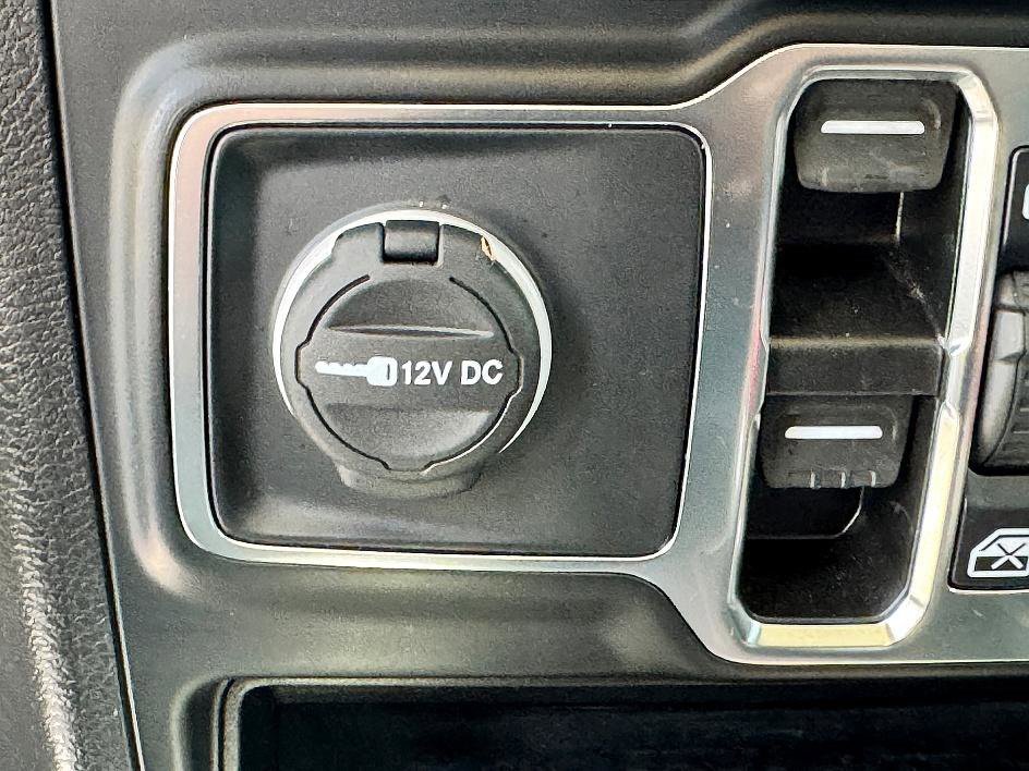 Used 2022 Jeep Gladiator Sport image 29