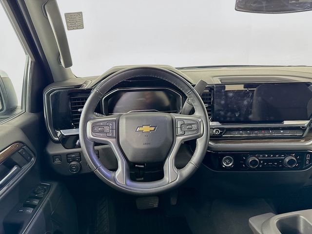 Used 2024 Chevrolet Silverado 1500 LT image 23