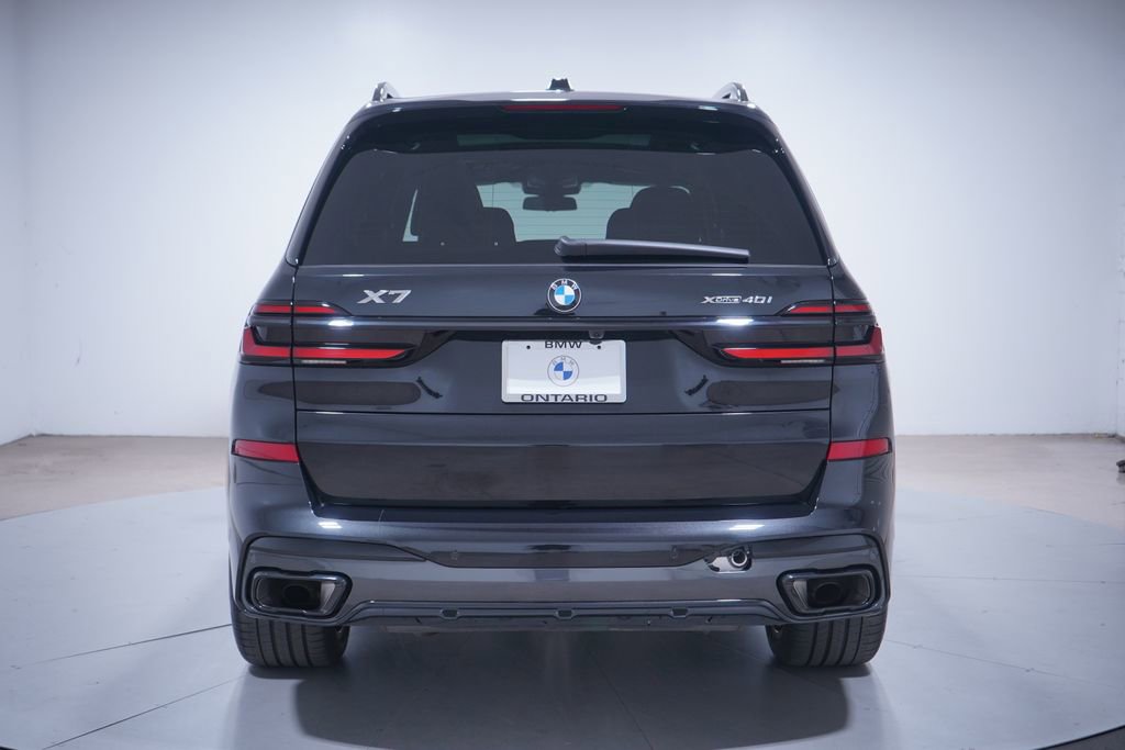 Used 2026 BMW X7 xDrive40i w/ M Sport Package AWD/4WD image 5