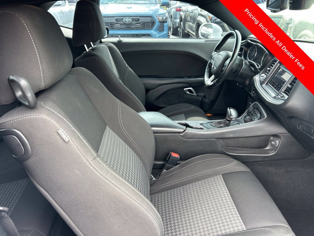 Used 2020 Dodge Challenger SXT RWD image 19