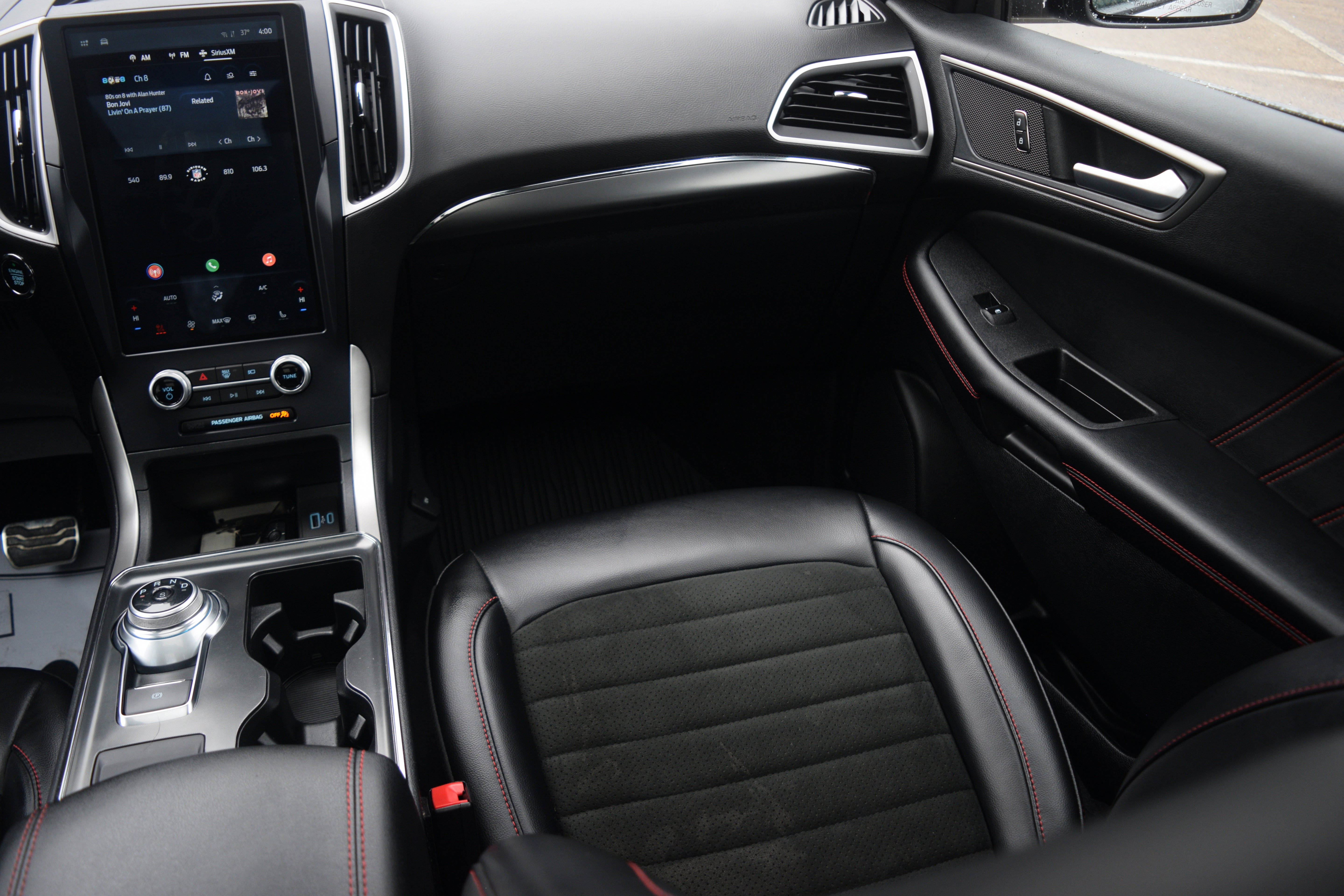 Used 2023 Ford Edge ST-Line image 13