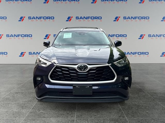 Used 2020 Toyota Highlander XLE FWD image 8