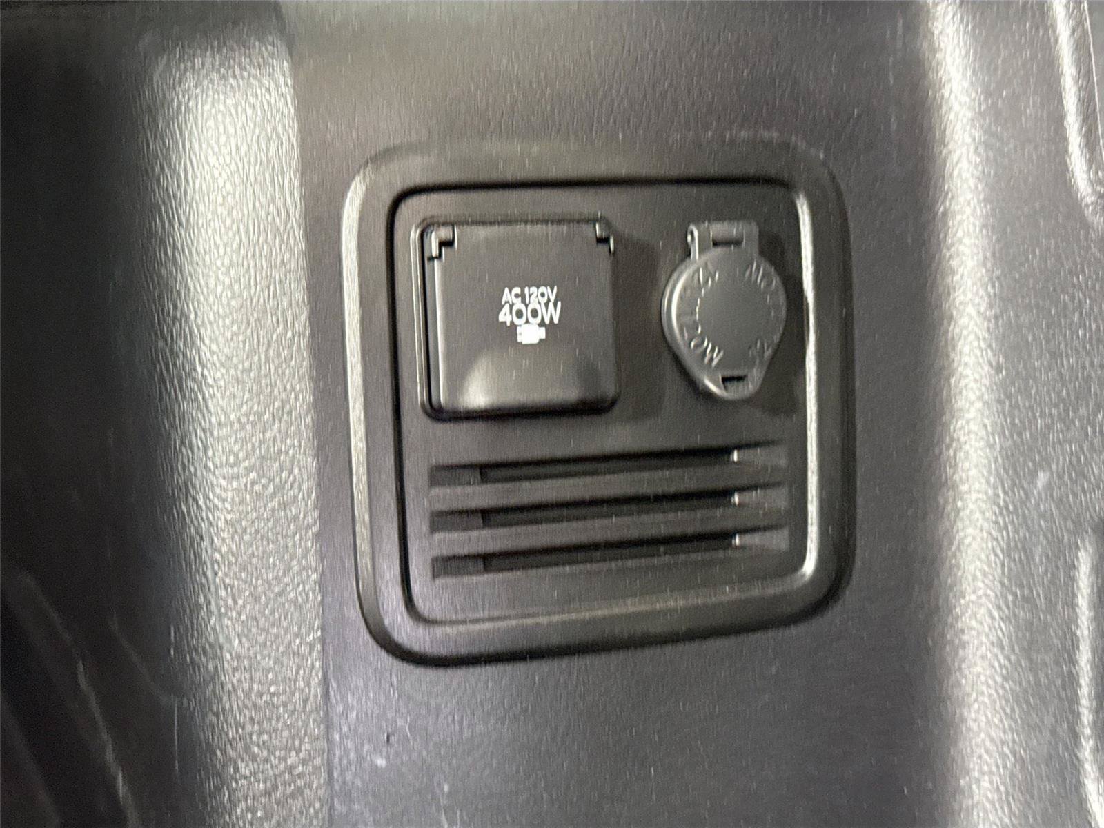 Certified 2024 Toyota 4Runner TRD Off-Road Premium AWD/4WD image 38