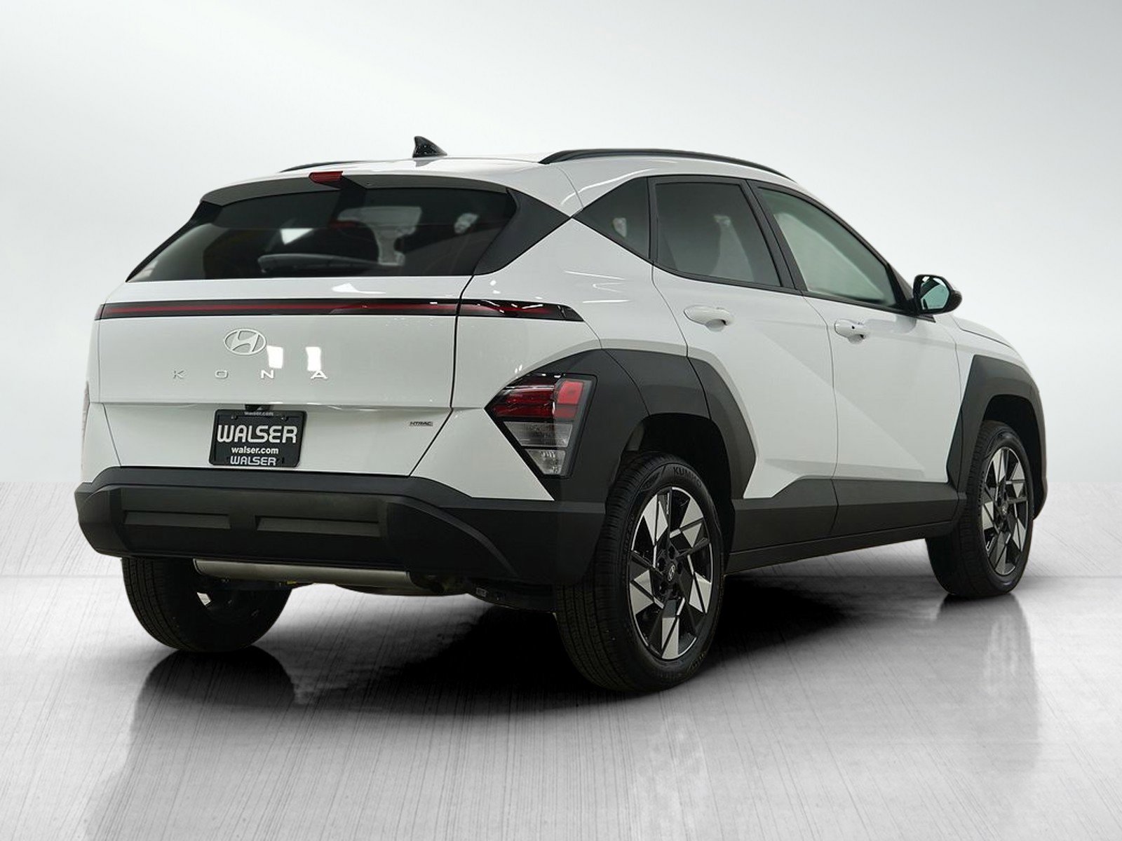 Used 2025 Hyundai Kona SEL image 5