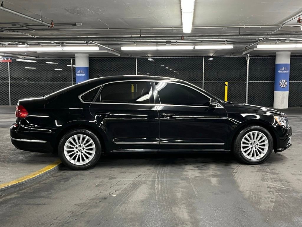 Used 2016 Volkswagen Passat 1.8T SE image 28