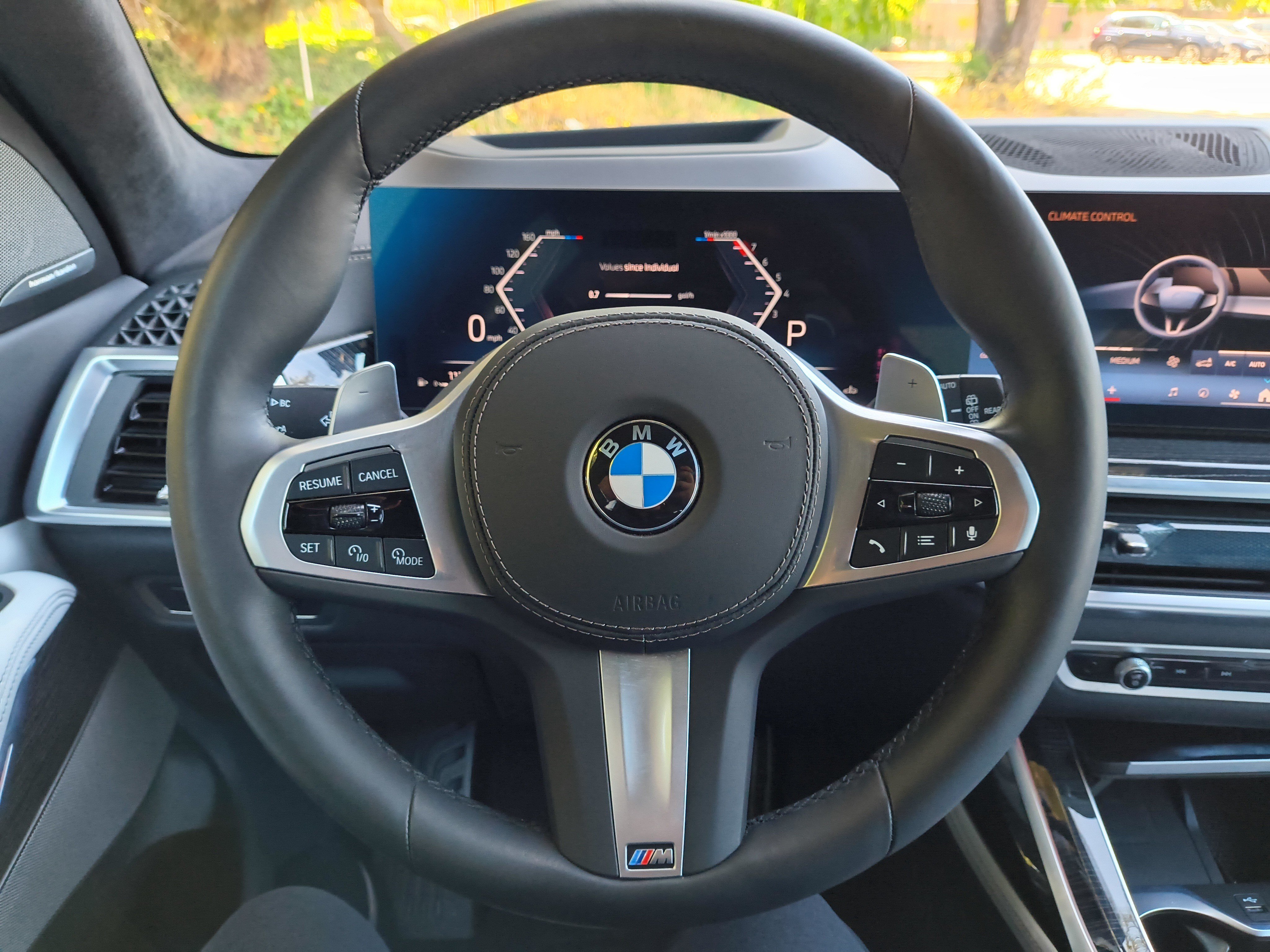 Used 2026 BMW X7 xDrive40i w/ M Sport Package AWD/4WD image 18
