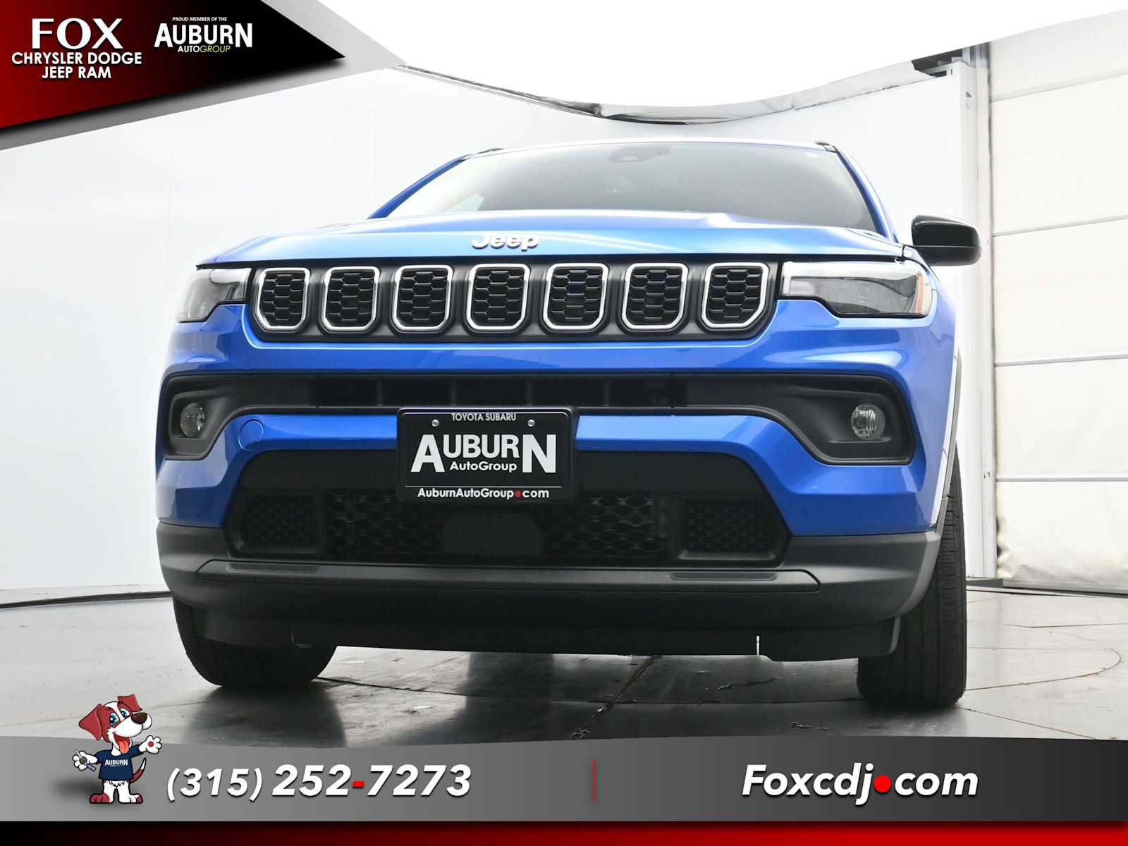 Used 2024 Jeep Compass Latitude w/ Convenience Group image 16