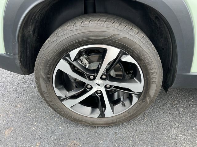 Used 2024 Chevrolet Trax RS w/ Sunroof Package FWD image 10