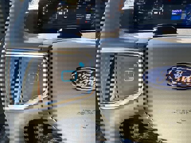 Certified 2025 Ford Expedition Active image 34