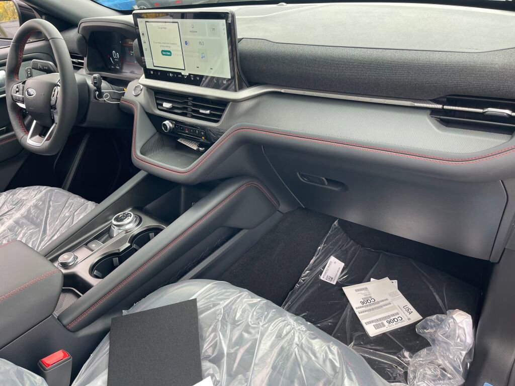 New 2026 Ford Explorer ST-Line image 15