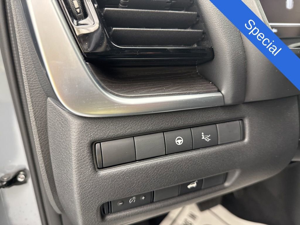 Used 2023 Nissan Rogue Platinum w/ Platinum Premium Package FWD image 21