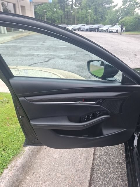 Used 2024 MAZDA MAZDA3 s FWD image 10