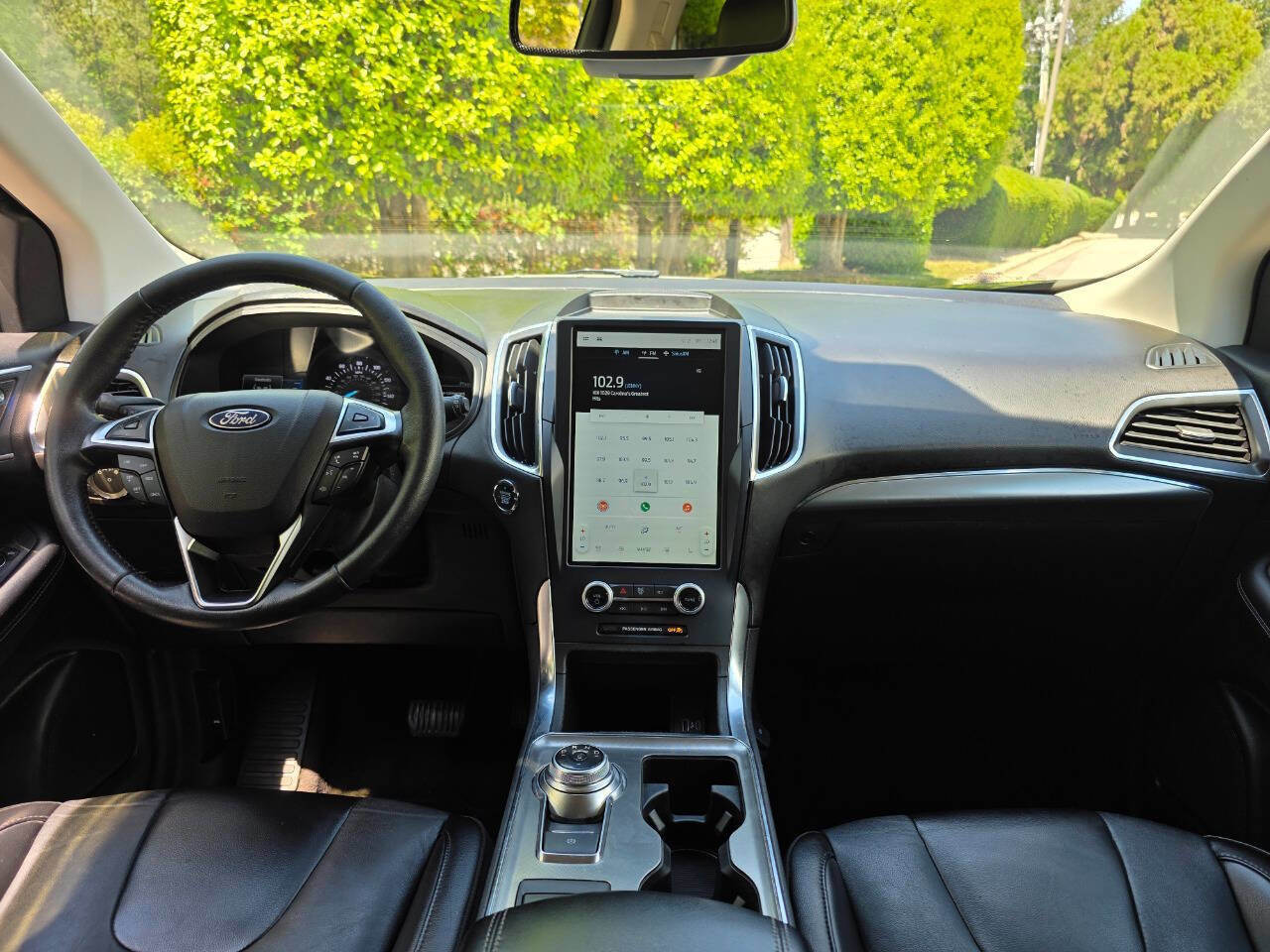 Used 2022 Ford Edge Titanium AWD/4WD image 17