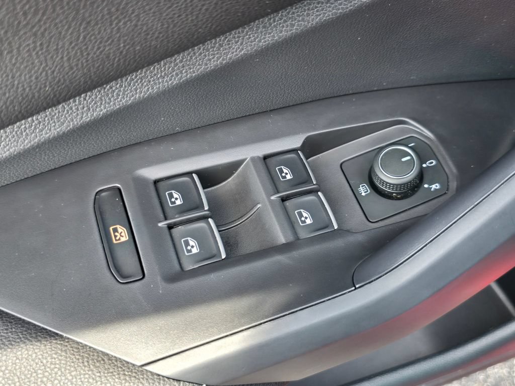 Used 2023 Volkswagen Jetta SEL FWD image 26
